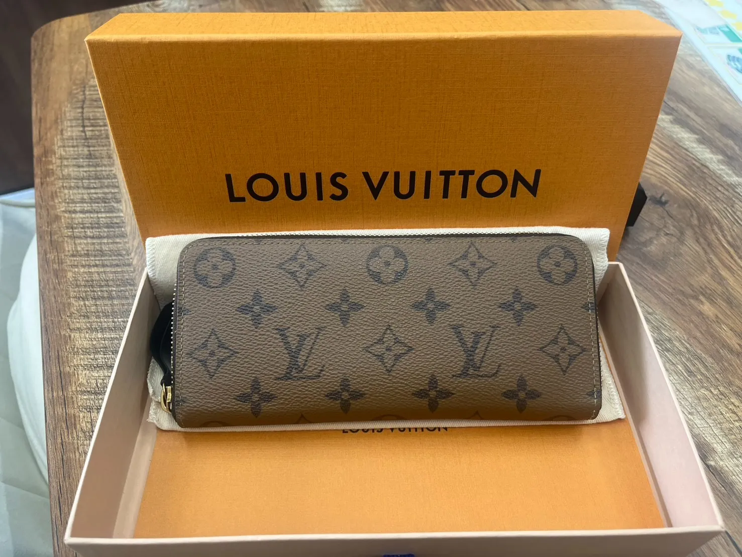 ルイ・ヴィトン(Louis Vuitton) モノグラム ジッピー・ウォレット